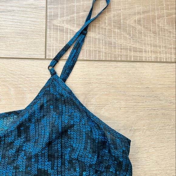 UNDER WILFRED 100% silk sequin patterned camisole top size medium - Picture 7 of 8